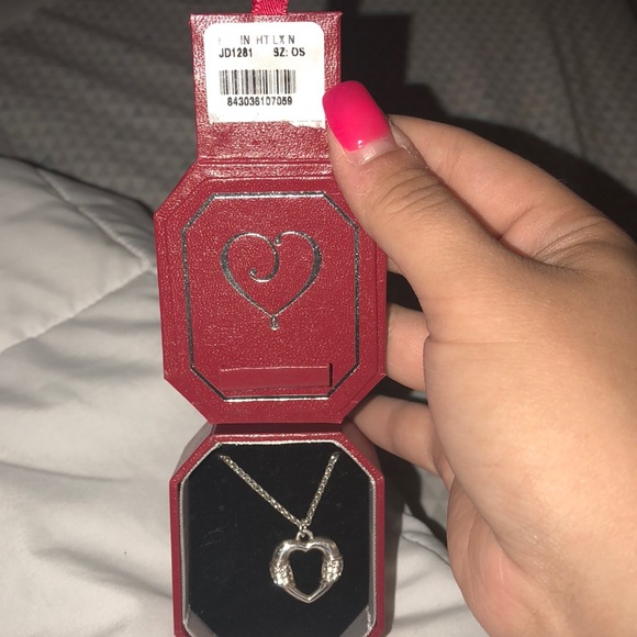 Brighton Heart Necklace - Picture 4 of 7